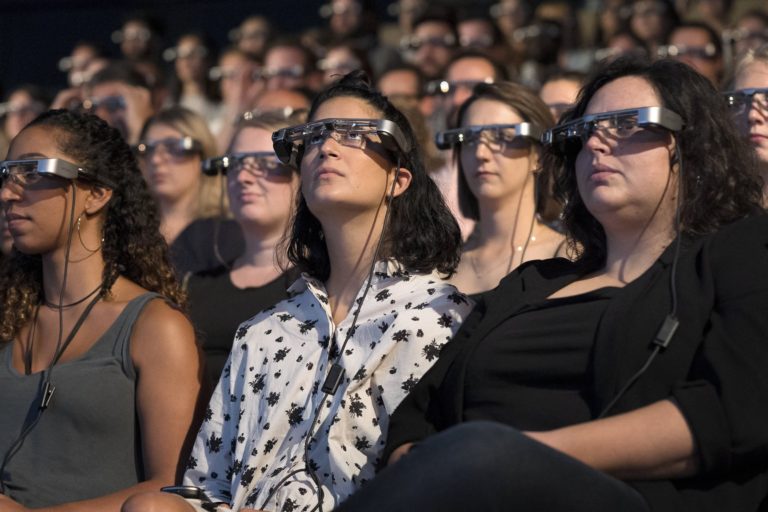 National Theatre y la experiencia Moverio